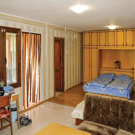 בית נופש 0-bedroom Holiday In Krapets
